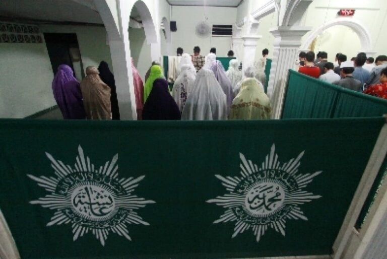 Keutamaan di Masjid image