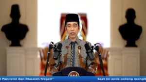 Jokowi: Atas Nama Bangsa Indonesia, Saya Ucapkan Terimakasih untuk Muhammadiyah image