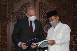 Dubes Perancis Kunjungi PP Muhammadiyah, Ucapkan Milad dan Jelaskan Beberapa Hal image
