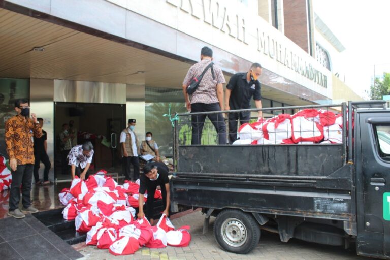 PP Muhammadiyah Salurkan 10 Ribu Bantuan Kemensos image