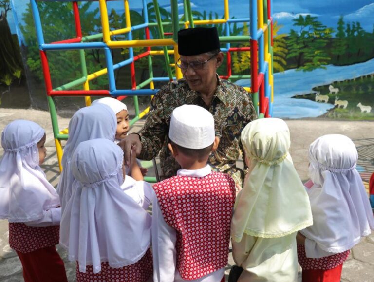 Haedar Nashir: Sekolah dan Perguruan Muhammadiyah Harus Menjadi Uswah Hasanah di Segala Hal