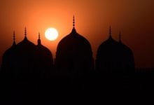 Tuntunan I’tikaf Sesuai Al-Qur’an dan As-Sunnah