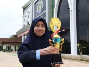 Media Sosial Sekolah sebagai Upaya Optimalisasi School Branding dan Product Marketing