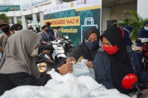 Pedulikan Nasib Mahasiswa di Pandemi, Setiap Hari Kampus Muhammadiyah Ini Bagikan Buka dan Sahur untuk 1000 Mahasiswa