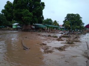 Banjir Besar Landa Flores Timur, Muhammadiyah Dirikan Posko dan Kirim Tim Asistensi