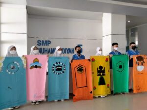 Kreatif ! Siswa Muhammadiyah Ini Ciptakan Sajadah Anti Corona