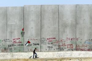 Gejala Chauvinis: Banyak Orang Susah di Negeri Sendiri, Kok Malah Nyumbang Palestina?