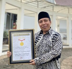 Prof. Susiknan, Ahli Falak Muhammadiyah, Mendapat Rekor MURI