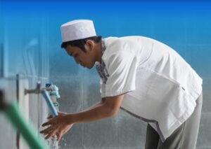 Sahkah Wudhu dalam Keadaan Telanjang? image