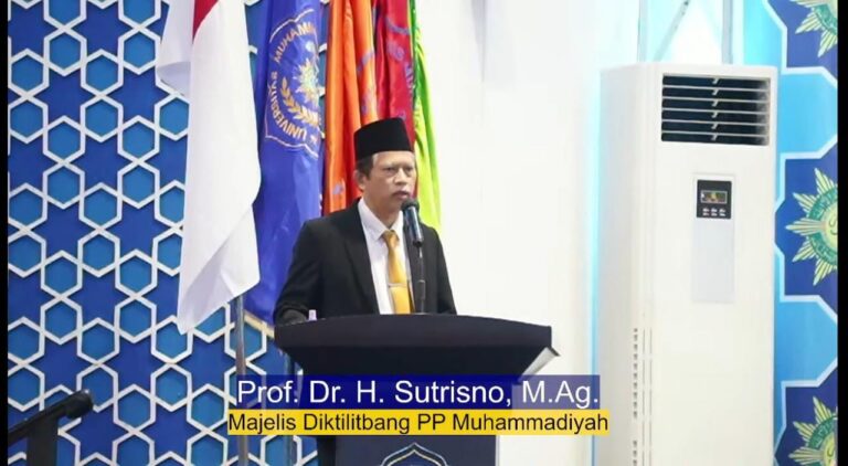 Wisuda Unismuh Makassar, Majelis Diktilitbang Puji Komitmen Internalisasi AIK image