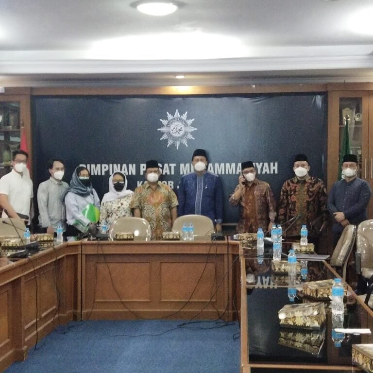 Dari Roma, Warga Italia Masuk Islam di Bawah Tuntunan Muhammadiyah