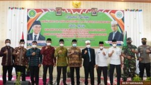 Kunjungi Pesantren Al-Kautsar Muhammadiyah, Menko PMK Berpesan Soal 5 C image