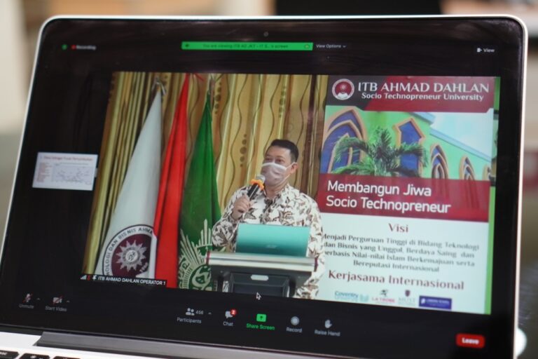 Kata Kunci Menyongsong Indonesia Emas 2045 adalah Berkemajuan image