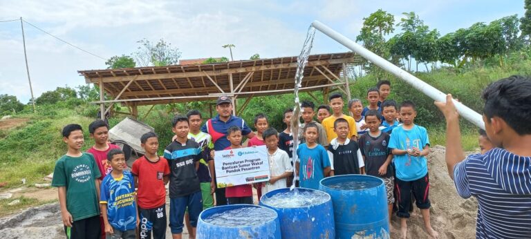 Jaga Santri Hidup Sehat, Lazismu Bantu Sumur Bor untuk Air Bersih image