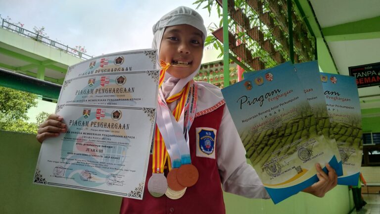 Siswa SD Muhammadiyah Ini Sabet 6 Kejuaraan Renang Nasional