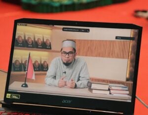 Bukan Tema Baru di dalam Islam, Ini Saran Adi Hidayat Menghadapi Masa Disrupsi image