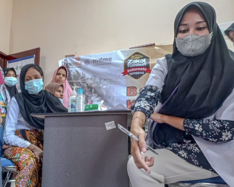 Muhammadiyah Berikan Pelayanan Kesehatan Gratis kepada Pengungsi Rohingnya di Aceh image