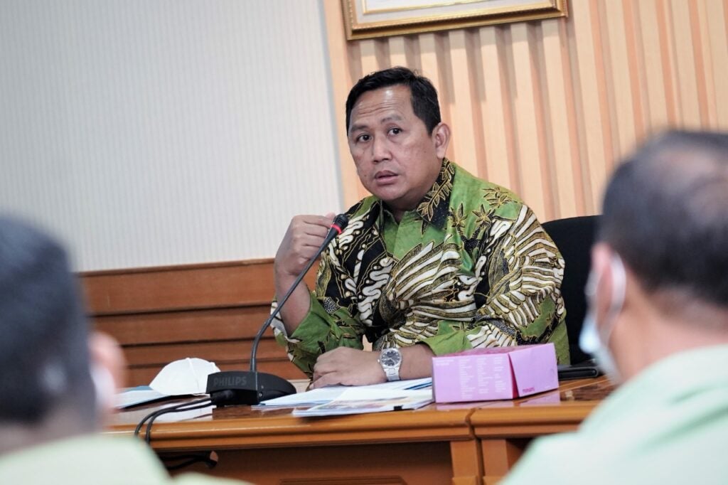 KemenkopUKM Dorong Penindakan Tegas Pelaku Pinjol Ilegal Berkedok Muhammadiyah