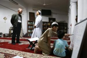 Muhadjir Effendy Tawarkan Komunitas Muslim Vietnam Belajar Agama Islam ke Muhammadiyah image
