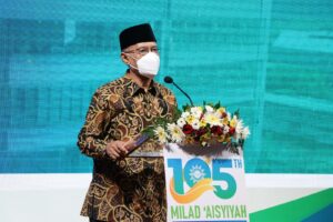 Sembilan Ciri Perempuan Islam Berkemajuan Menurut Haedar Nashir image