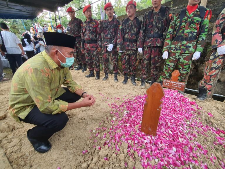 Menko PMK Muhadjir Effendy: Buya Syafii Guru Bangsa Kita image