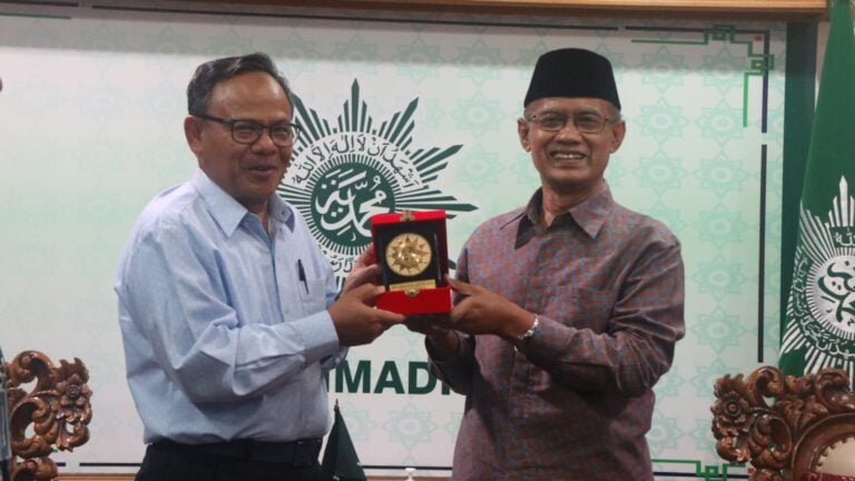 UIII Gandeng Muhammadiyah Akselerasi Internasionalisasi Islam Indonesia image