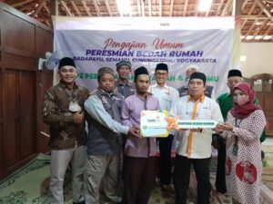 Program Bedah Rumah LazisMu Sebagai Bentuk Pertanggungjawaban dan Membangun Kepercayaan Publik image