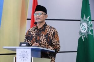 PARADOKS DUNIA DAMAI