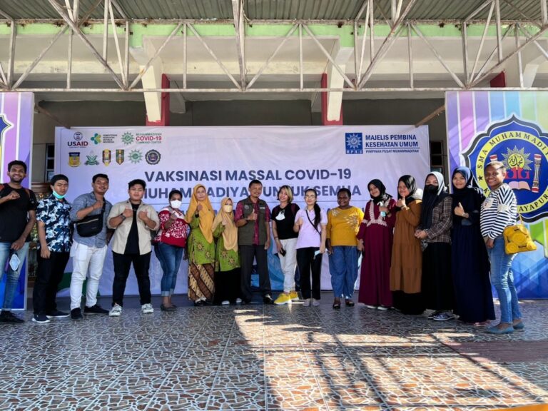 Muhammadiyah Lakukan Vaksinasi Massal di Kota Jayapura, Papua