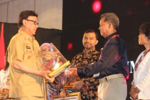 Kenang Almarhum Tjahjo Kumolo, Abdul Mu’ti: Beliau Memiliki Jasa Besar Bagi Muhammadiyah image