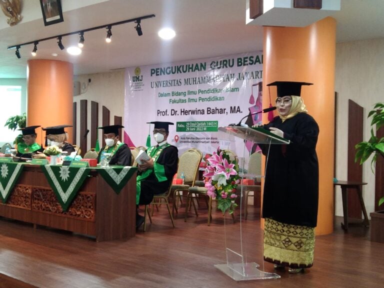 Dosen UMJ ini Dikukuhkan Menjadi Guru Besar dengan Orasi Ilmiah Metode Belajar Anak Berbasis Asma’ul Husna,
