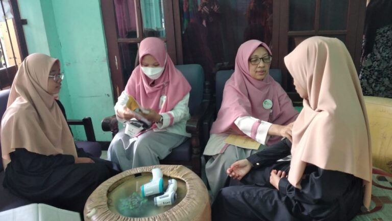 Pentingnya Menjaga Kesehatan Reproduksi bagi Kalangan Remaja