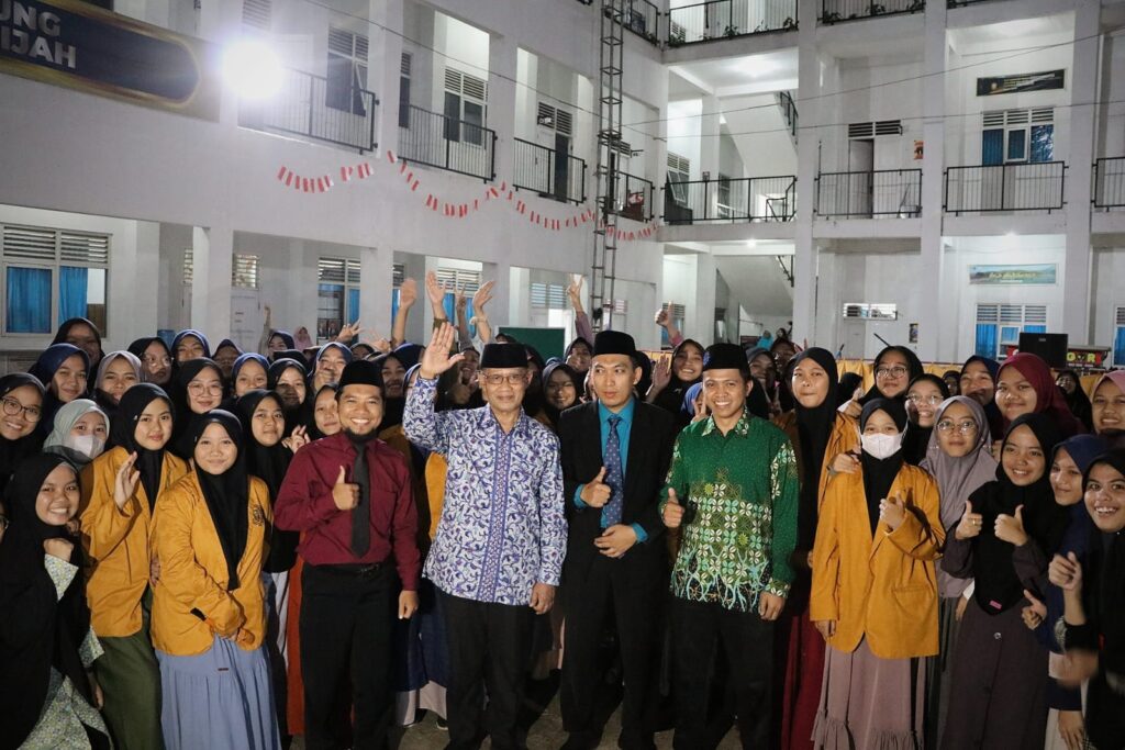 Santriwati Pesantren Muhammadiyah adalah Generasi Aisyah dan Khadijah untuk Peradaban Masa Depan