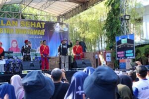 Haedar Nashir Lepas 500 Ribu Lebih Peserta Jalan Sehat Gebyar Muktamar 48 se Jateng