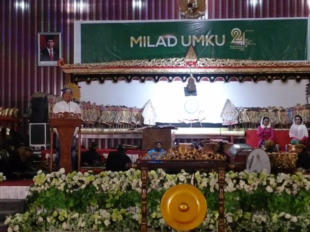 Dari Wayang Kulit Hingga Kajian Ilmiah ada di Semarak Milad ke-24 Universitas Muhammadiyah Ini