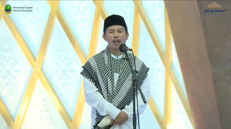 Masjid Raya Al Jabbar Diresmikan, Dai Muhammadiyah Sampaikan Urgensi Masjid Bagi Umat Islam