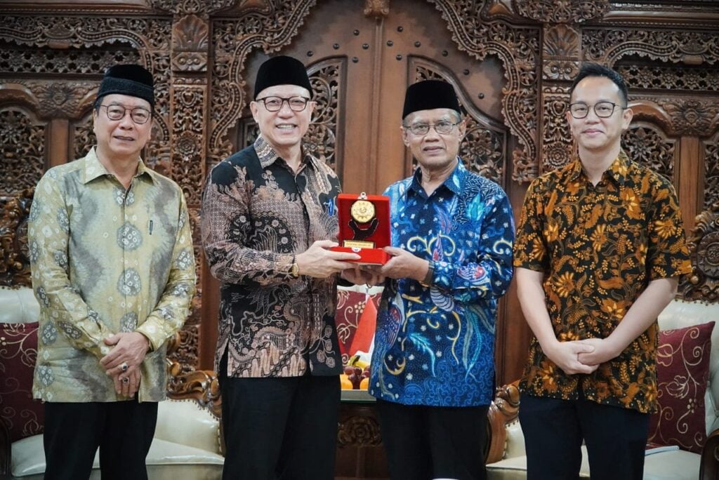 <strong>Miliki Ikatan Sejarah dengan Muhammadiyah, Persatuan Islam Tionghoa Indonesia Berharap Tiru Kesuksesan Muhammadiyah</strong>