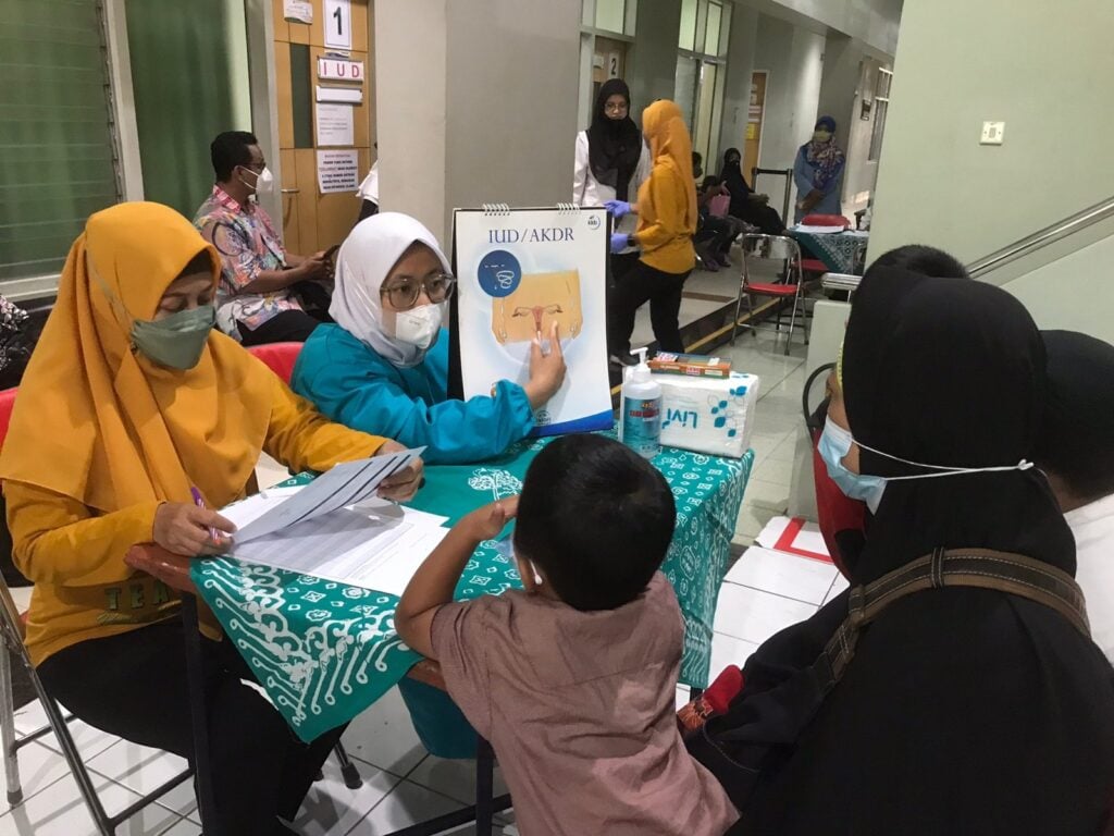 Rayakan Milad Seabad PKU Kota Jogja dan 14 Tahun PKU Gamping Berikan Pelayanan KB IUD dan Implan Gratis untuk Masyarakat