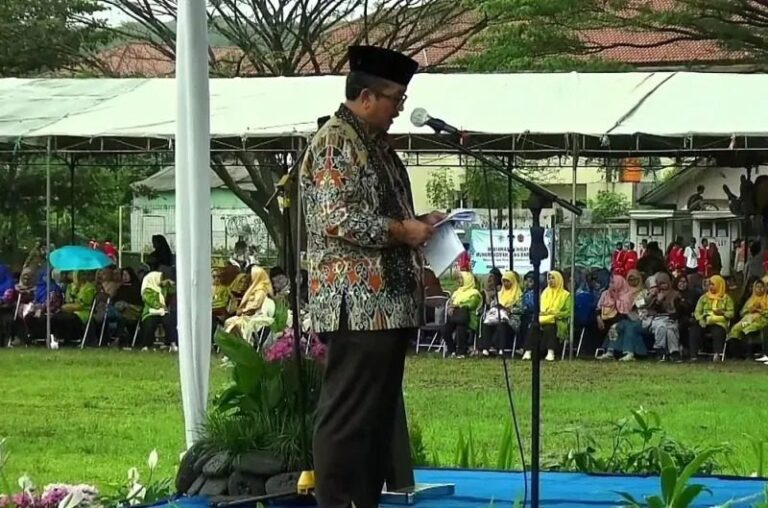 Bupati Cirebon Dorong Muhammadiyah Jabar Wujudkan Masyarkat Cerdas dan Berakhlak