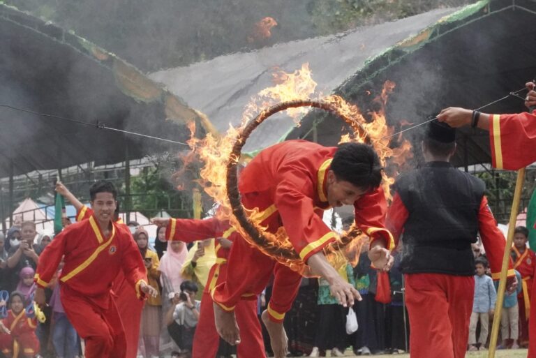 Pertunjukan Tapak Suci Iringi Pembukaan Musywil Muhammadiyah-Aisyiyah Sulsel