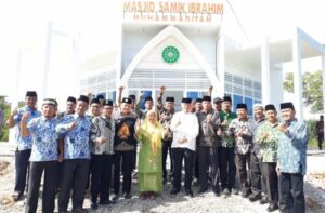 Muhammadiyah Terima Wakaf dari Keluarga Pahlawan Masyarakat Sumbar, Samik Ibrahim