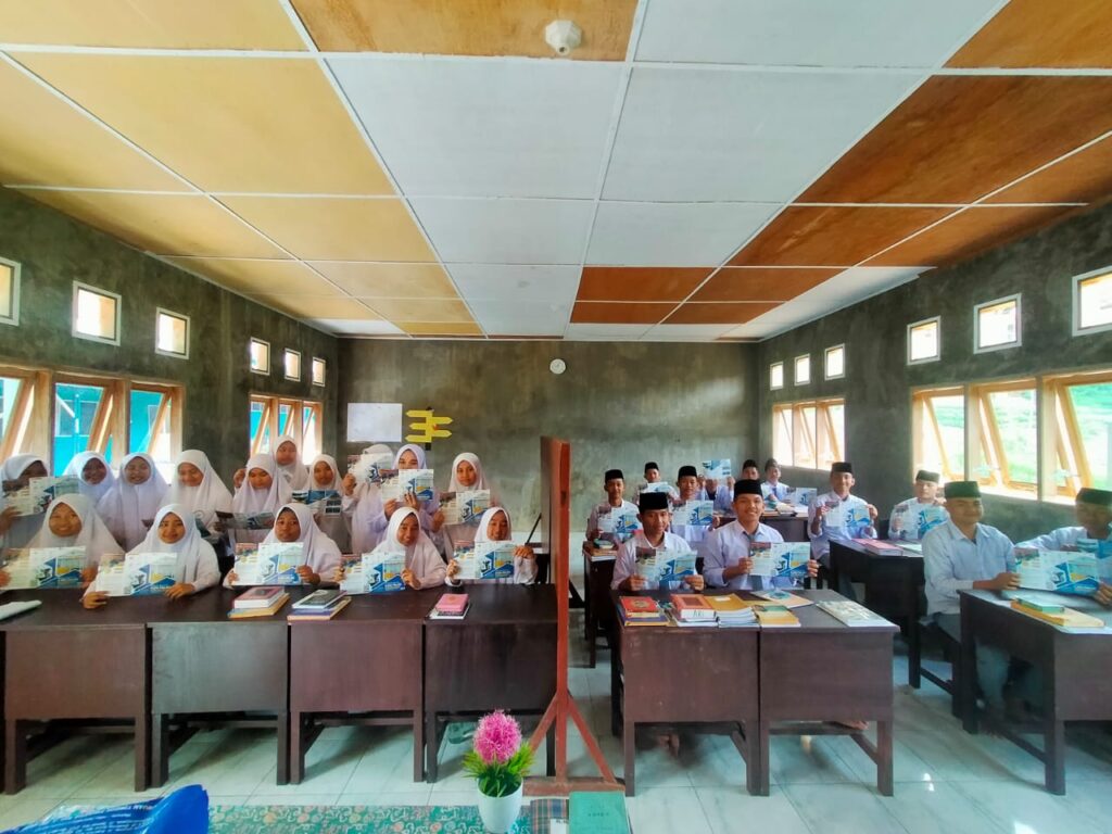 <strong>Cari Mahasiswa Mahir Berbahasa Arab,  Prodi Ilmu Falak UMSU Kunjungi Pesantren</strong>