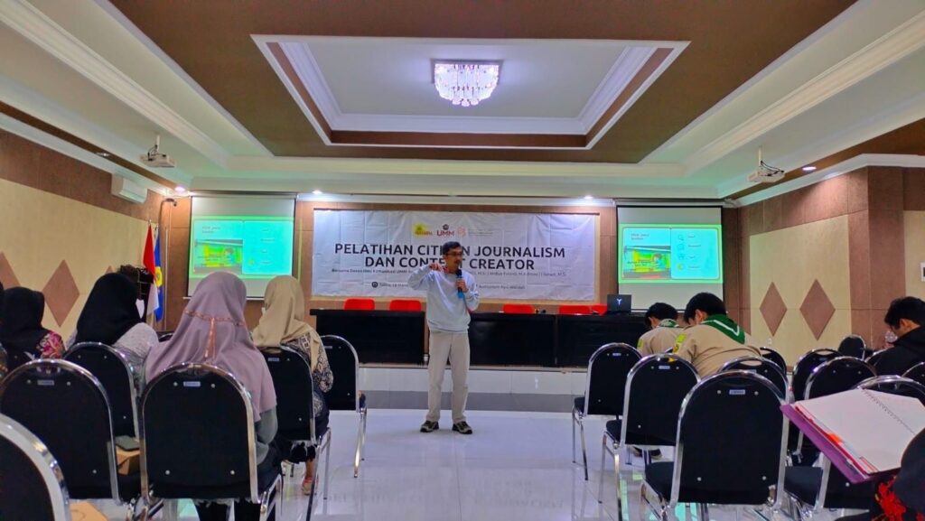 Antisipasi Dampak Negatif, Kampus Muhammadiyah Ini Beri Pelatihan Video Kreatif Siswa di Sidoarjo