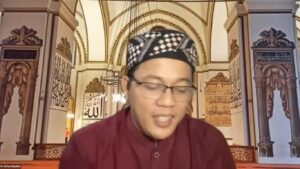 Meninjau Tradisi dan Modernitas Secara Adil