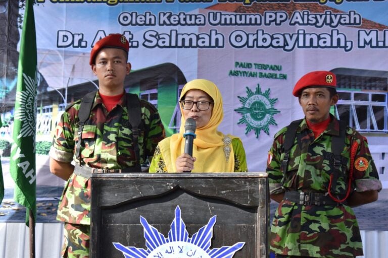 Sepuluh Kriteria Masyarakat Islam yang Sebenar-Benarnya Menurut Ketum PP ‘Aisyiyah