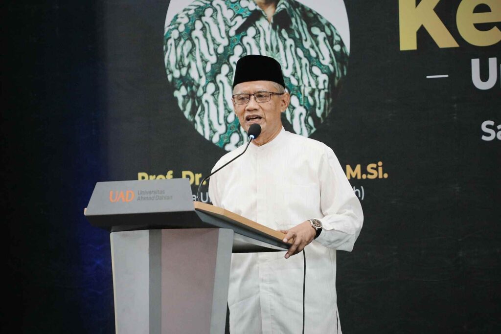 Ilmu Sebagai Pencerah Hati untuk Pengendalian Emosi Ilmuwan