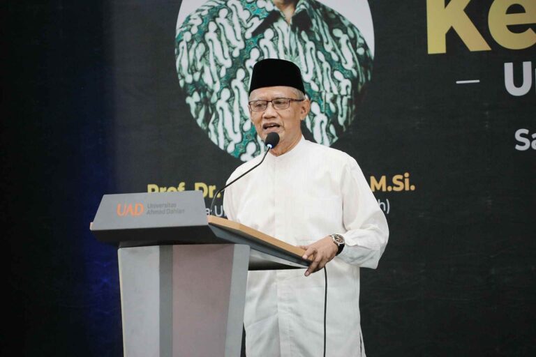 Ilmu Sebagai Pencerah Hati untuk Pengendalian Emosi Ilmuwan