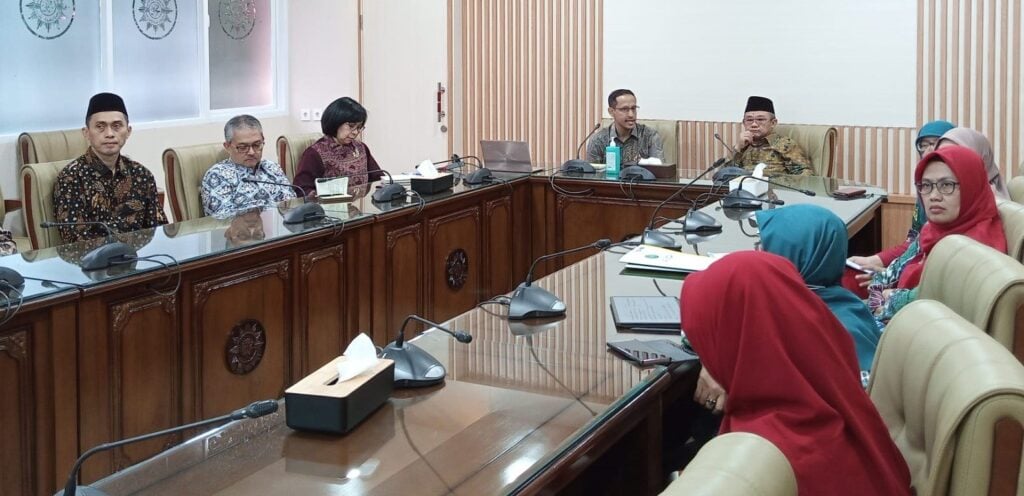 Rencanakan Peraturan Sekolah Aman Kekerasan, Menteri Nadiem Menimba Pengalaman Muhammadiyah