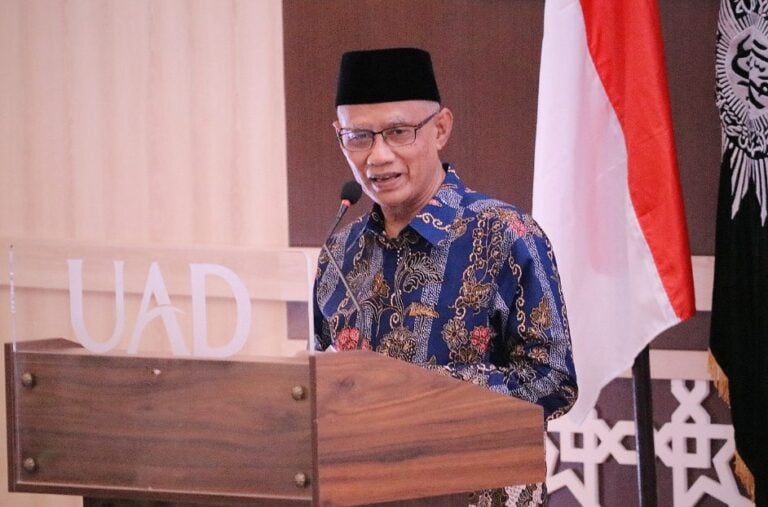 106 Tahun Muhammadiyah Berdiri Tegak Tidak Berpolitik Praktis, Berpegang pada Khittah