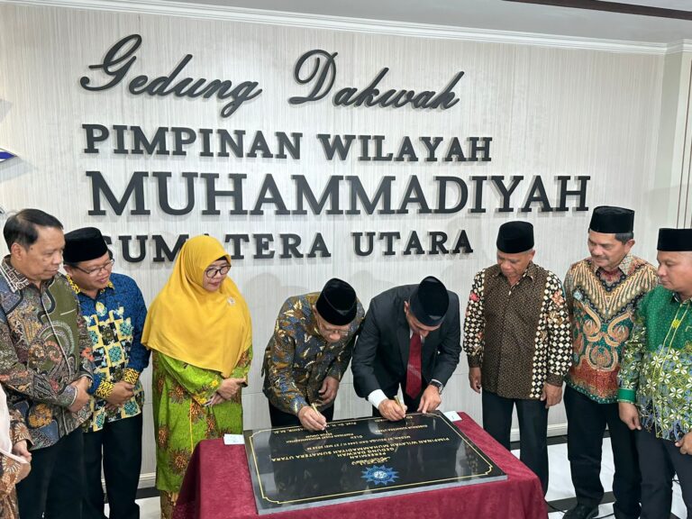 Haedar Nashir Resmikan Gedung Dakwah Muhammadiyah Sumut
